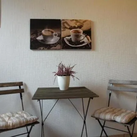 Frisch Renoviertes In Apartment *